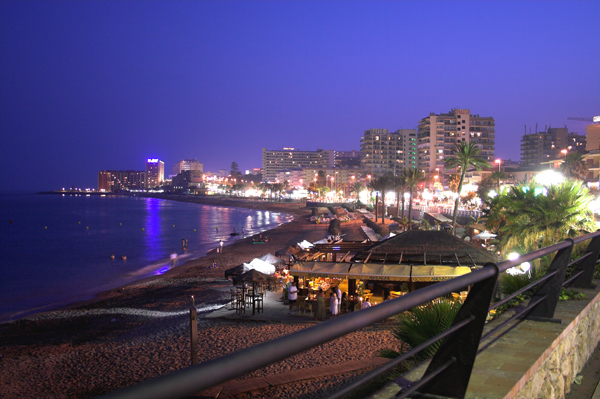 Benalmadena night.jpg (275 KB)